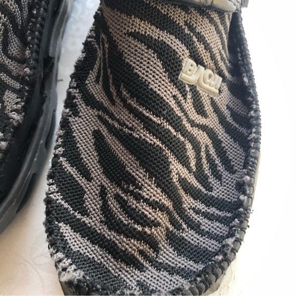 Boji Sandals Women’s Size 41(US-10) Gray/Black Zebra Mules Clogs Rubber Shoes - Picture 7 of 16